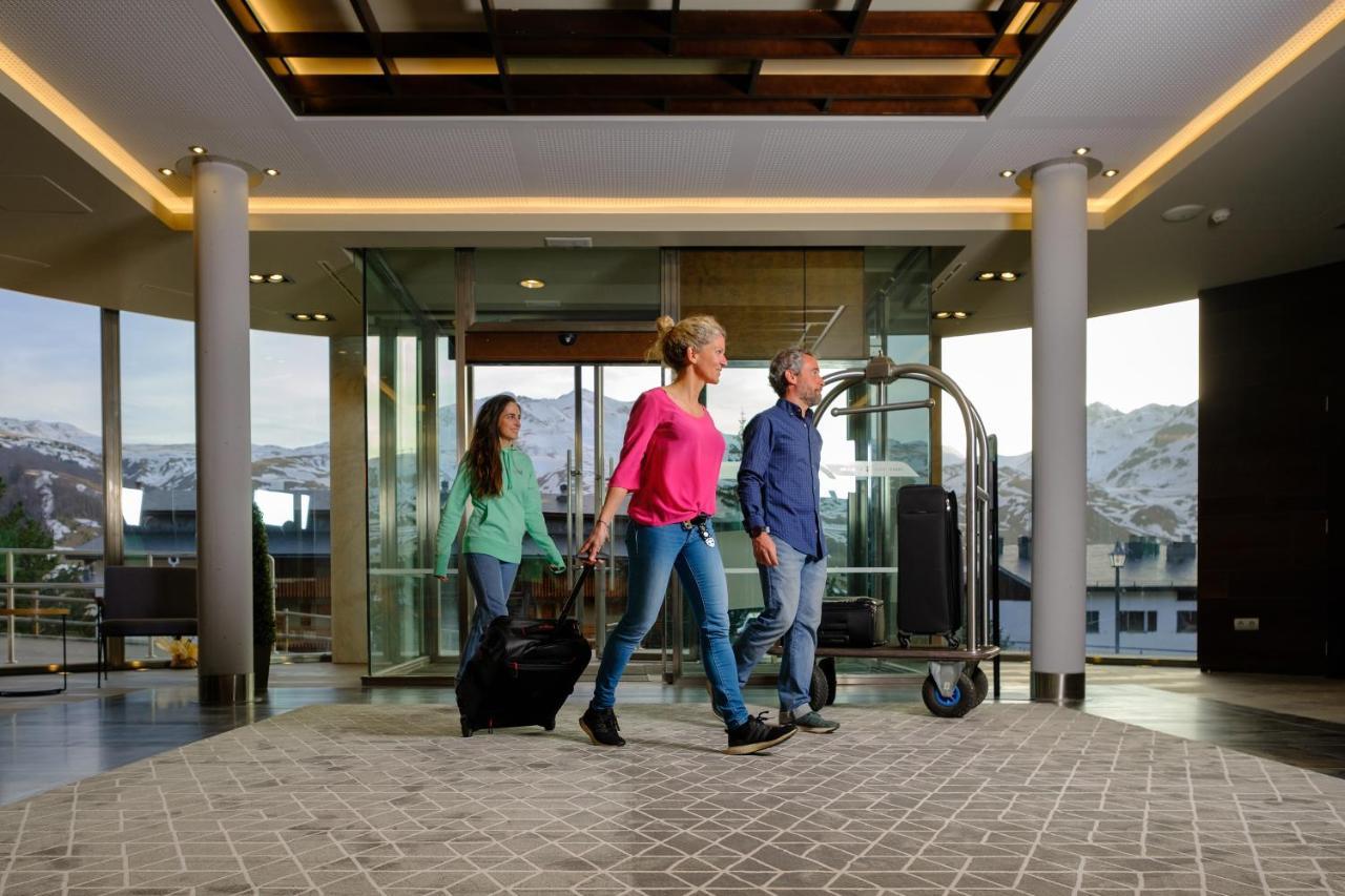 Hotel Snoe Aragon Hills Formigal Esterno foto