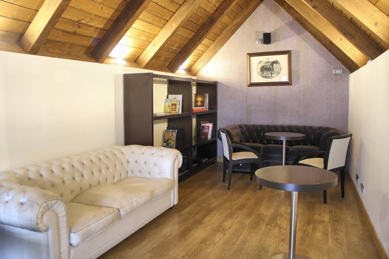 Hotel Snoe Aragon Hills Formigal Esterno foto