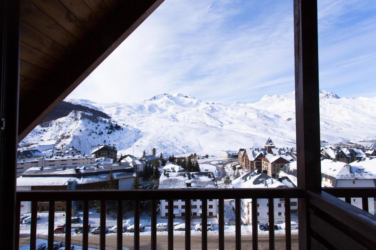 Hotel Snoe Aragon Hills Formigal Esterno foto
