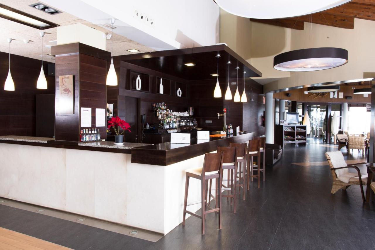 Hotel Snoe Aragon Hills Formigal Esterno foto